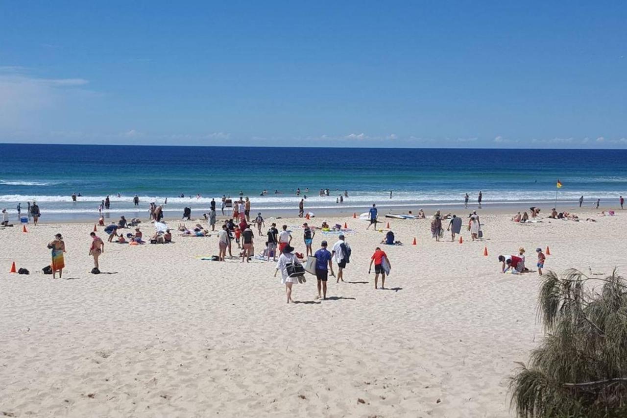 Unit 2 - Spectacular Sea Views In Surfers Paradise Gold Coast Exterior photo
